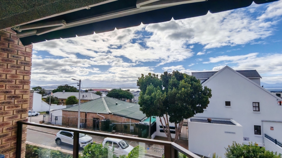3 Bedroom Property for Sale in Mossel Bay Central Western Cape